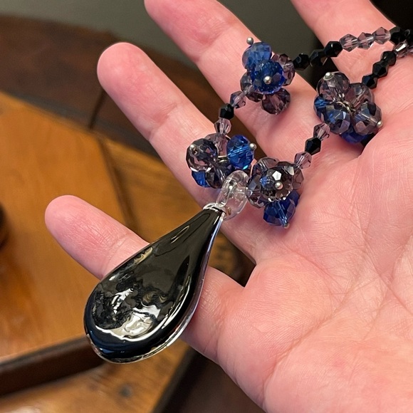 Murano glass style floral pendant necklace - Picture 6 of 6